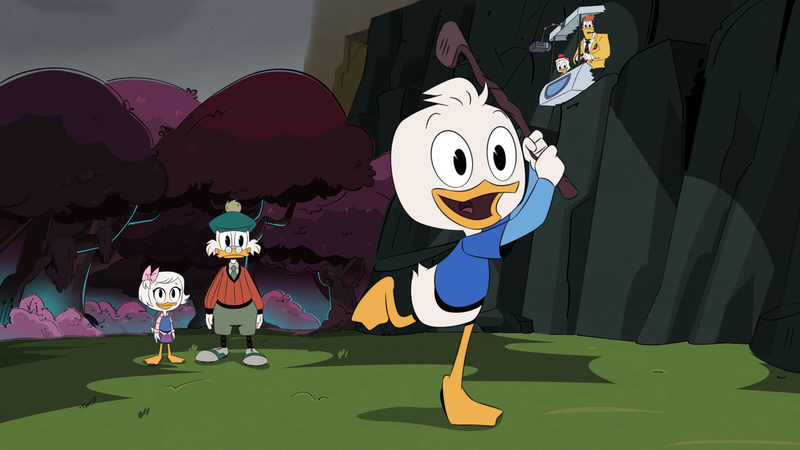 Illustration for article titled Scrooge and Dewey golf for their lives in a broad, fun enough DuckTales